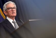 Powell Signals Rate Cut Delay As Inflation Plateaus Above Target